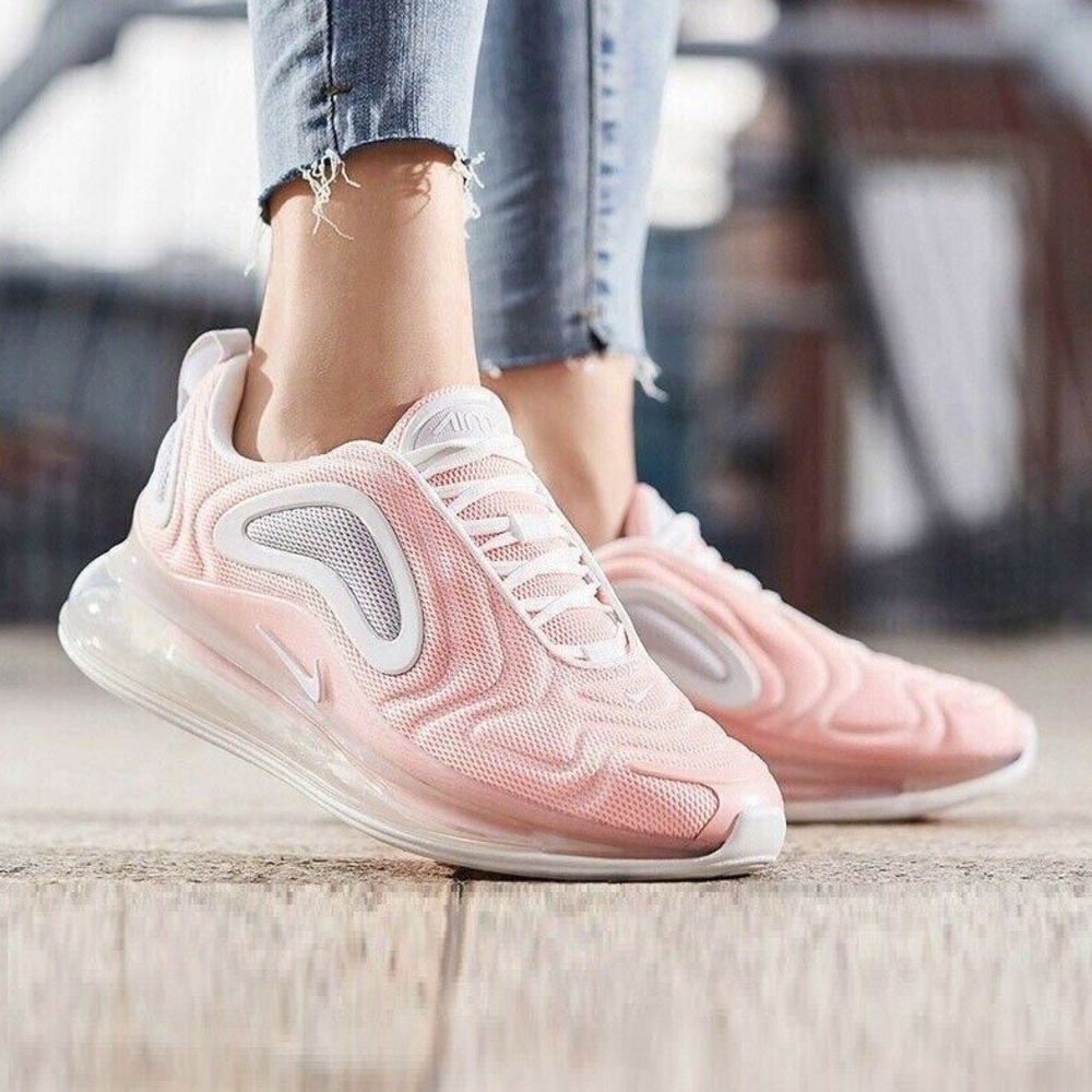 Nike Air Max 720